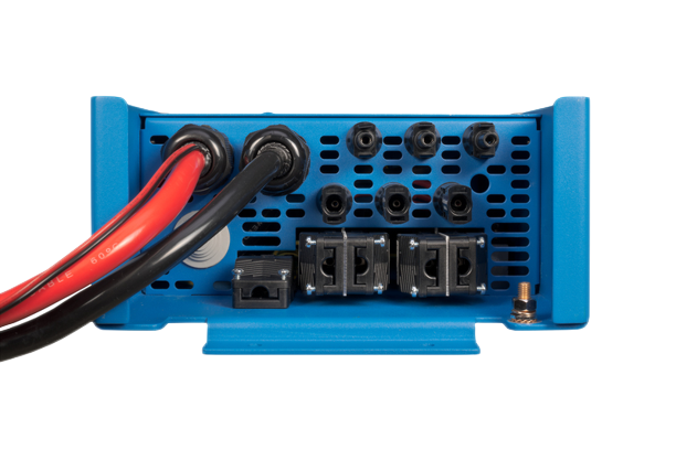 Victron EasySolar 12/1600/70-16 230V MPPT 100/50